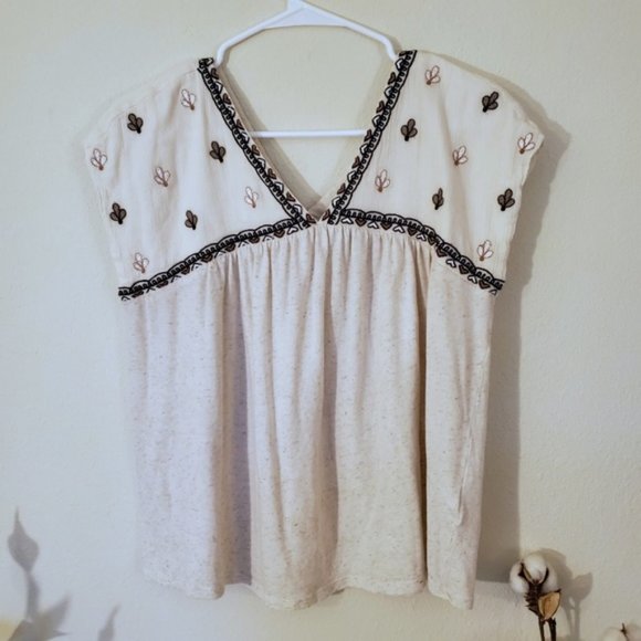 Lucky Brand Tops - Lucky Brand Embroidered Cream V Neck Top